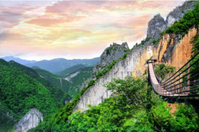 Wuling Mountain Grand Rift Valley