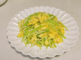 Stir-Fried Yellow Chives with Eggs