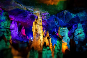 Luoyang Jiguan Cave Scenic Area
